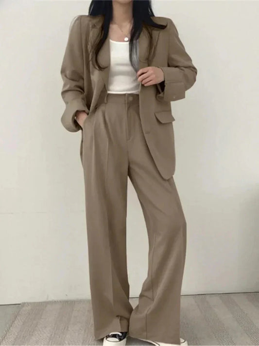 Elegantes Set – Blazer und Hose