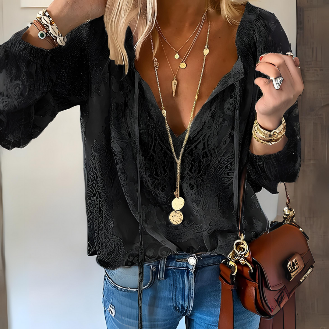 Elegante Boho-Bluse mit Cut-out-Ausschnitt