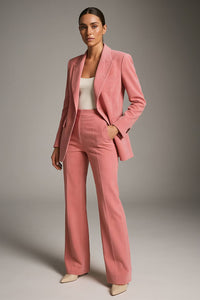 Eleganter Damenanzug: Zweiteiler aus Blazer und Hose