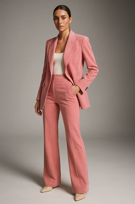 Eleganter Damenanzug: Zweiteiler aus Blazer und Hose