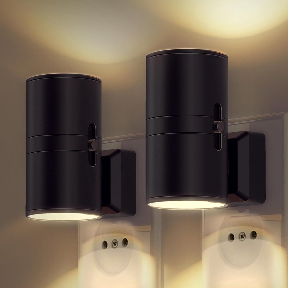Schwarze Metall-Wandleuchte - Moderne steckbare Wandlampe mit Tag- und Nachtsensor