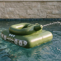 Aufblasbares Poolspielzeug in Panzerform