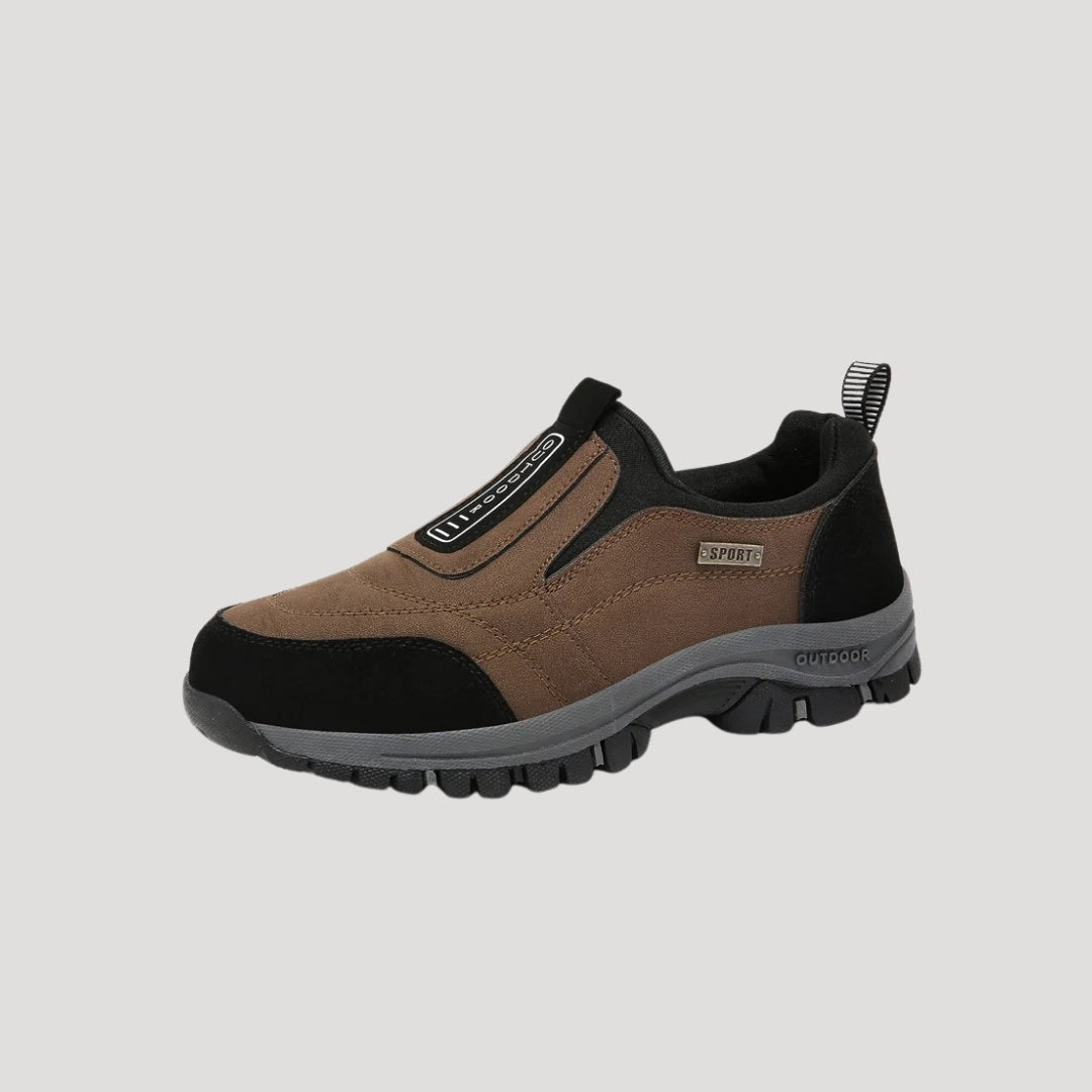 Herren-Schlupfwanderschuhe mit robuster Sohle und gepolsterter Passform