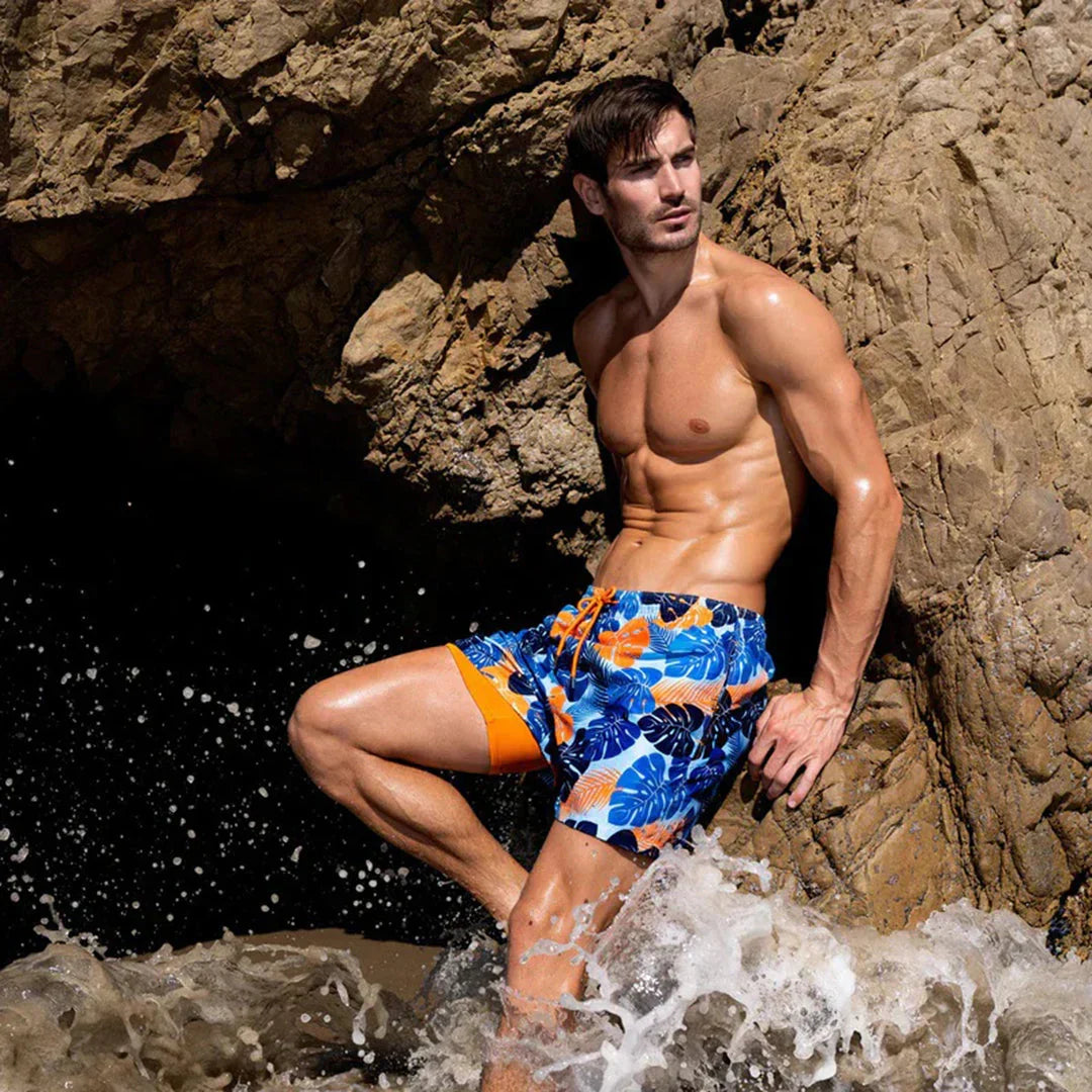 Schnelltrocknende Herren-Badehose mit integrierter Innenhose