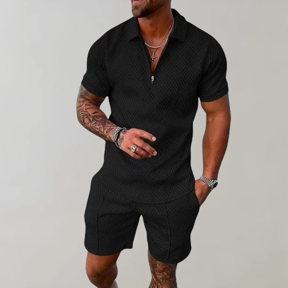 Locker geschnittenes strukturiertes Herren-Set aus Poloshirt mit Reissverschluss und Shorts