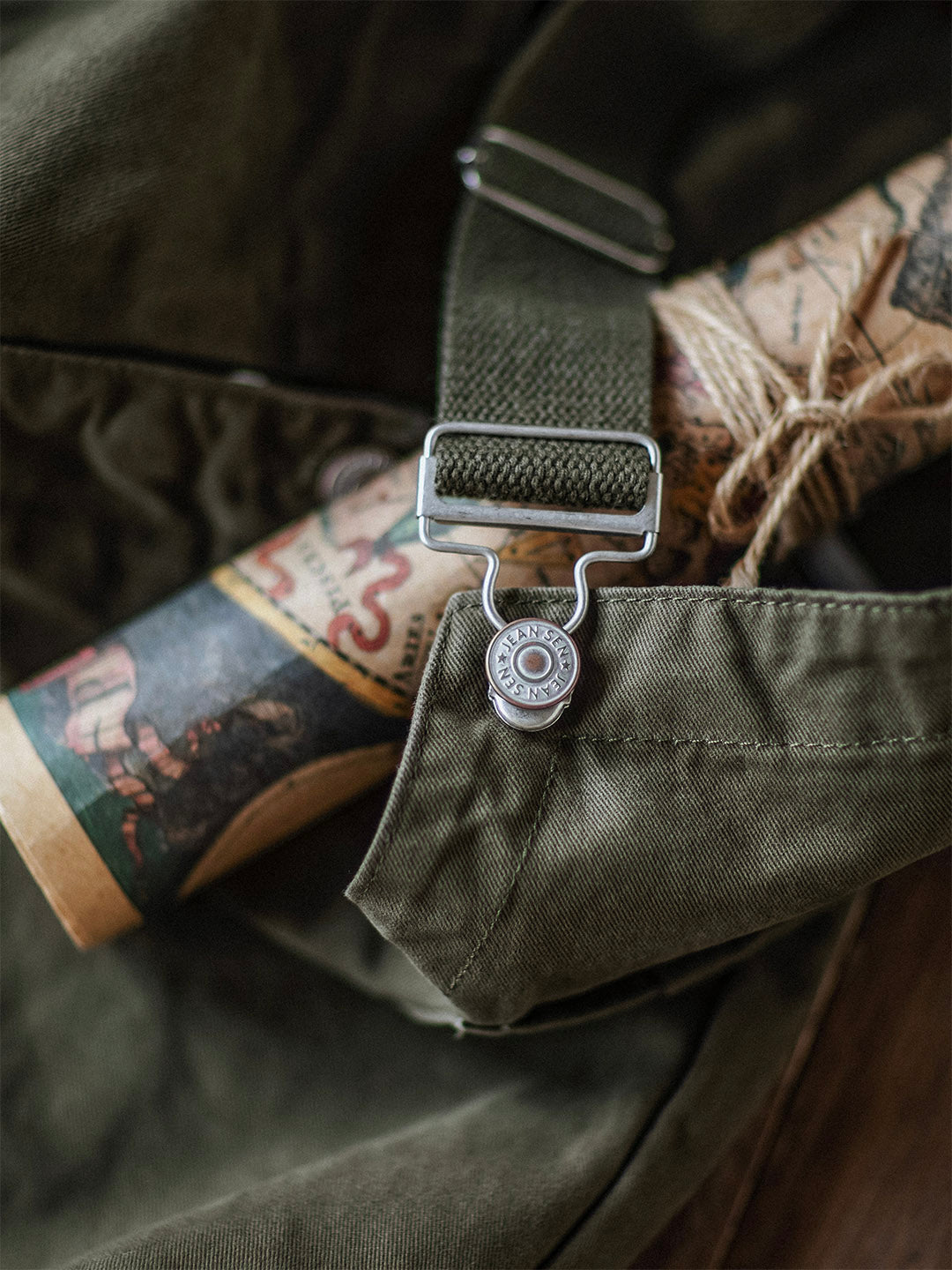 Herren-Latzhose für Arbeit und Freizeit – bequem, mit praktischen Taschen