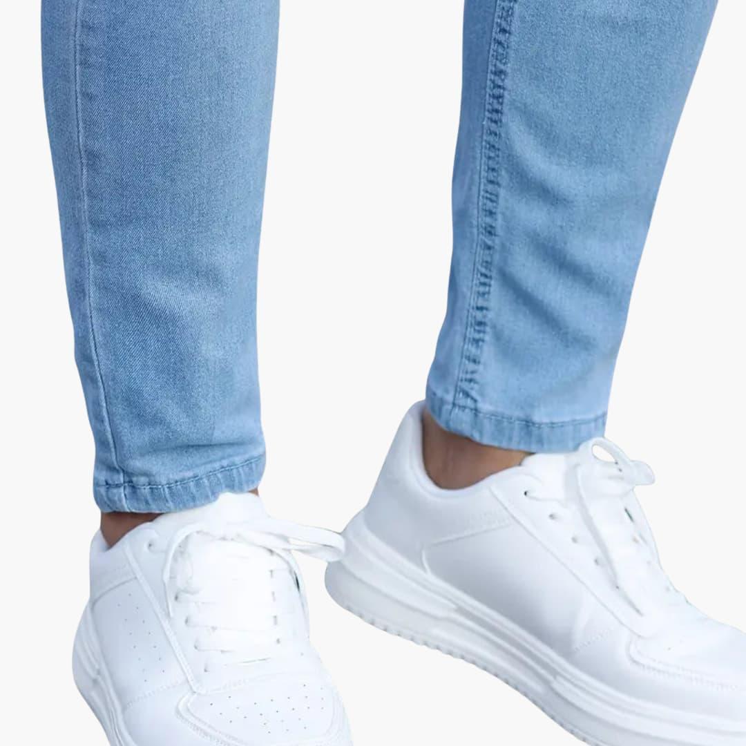 Herren Skinny Jeans mit Slim Fit Passform und schmal zulaufendem Bein