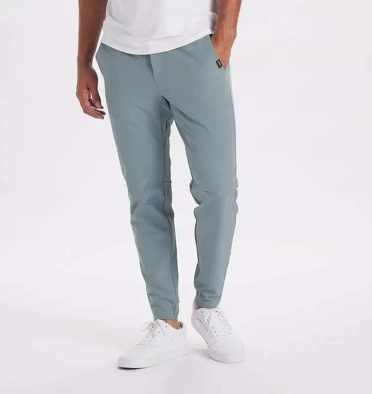 Herren Slim Fit Jogginghose mit elastischen Bündchen und verstellbarem Bund aus Stretch-Baumwollmischung