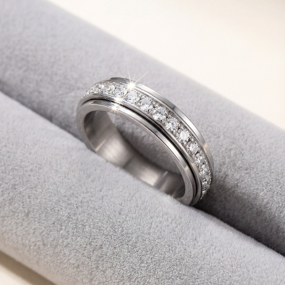 Drehbarer Zirkonia-Ring
