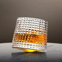 Drehbare Whiskeygläser für raffinierte Eleganz