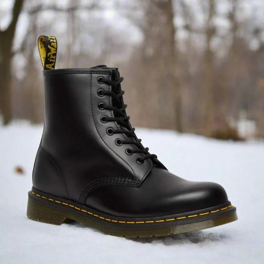 Schnürstiefeletten mit gerillter Sohle