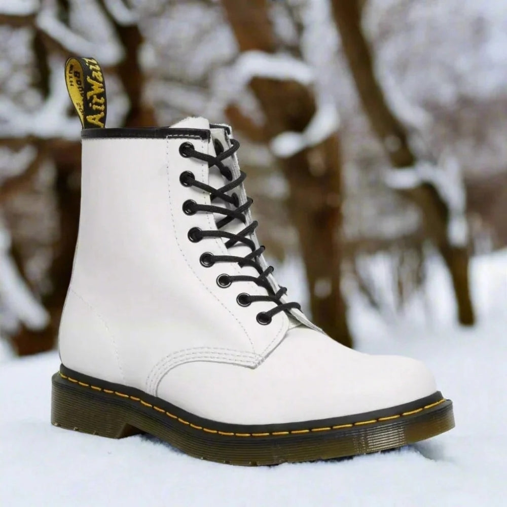 Schnürstiefeletten mit gerillter Sohle