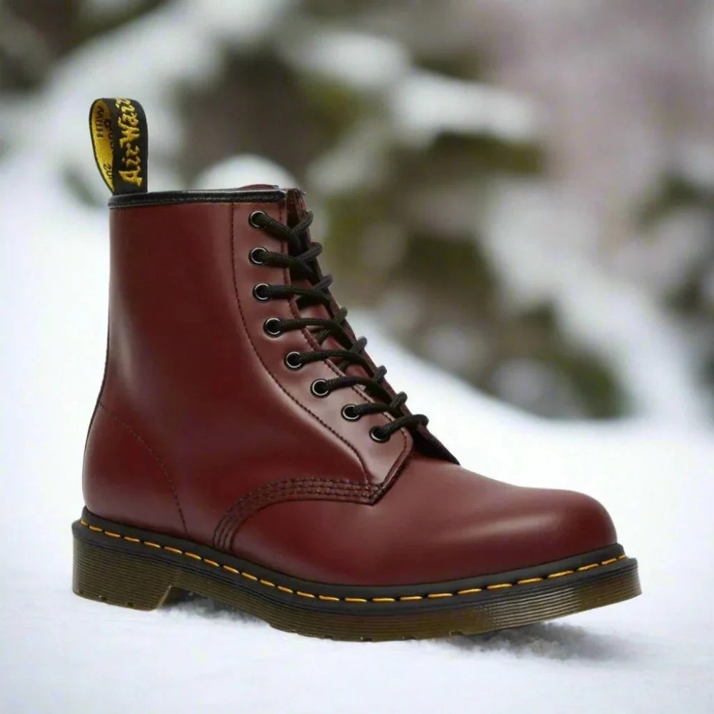 Schnürstiefeletten mit gerillter Sohle