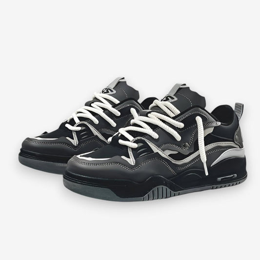 Schnür-Sneaker mit dicker Sohle und geometrischem Muster