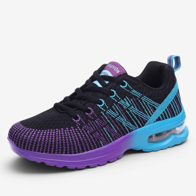 Lässiger Sneaker mit Schnürung