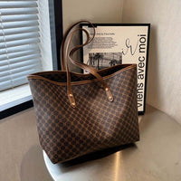 Retro-Tasche mit geometrischem Muster – Elegante und praktische Handtasche