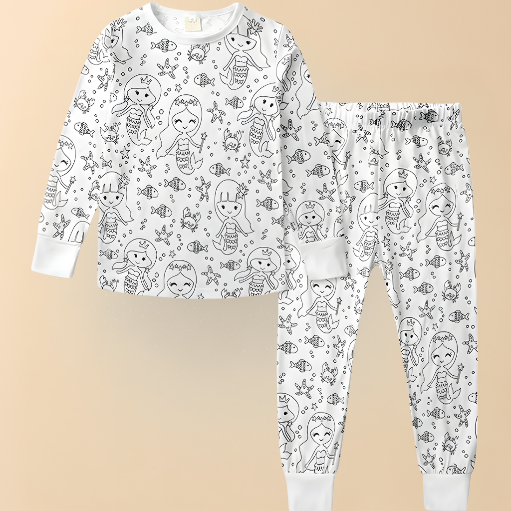 Kinder Weihnachts-Doodle-Pyjamaset – Langarm-Oberteil und Hose – Festliche Nachtwäsche