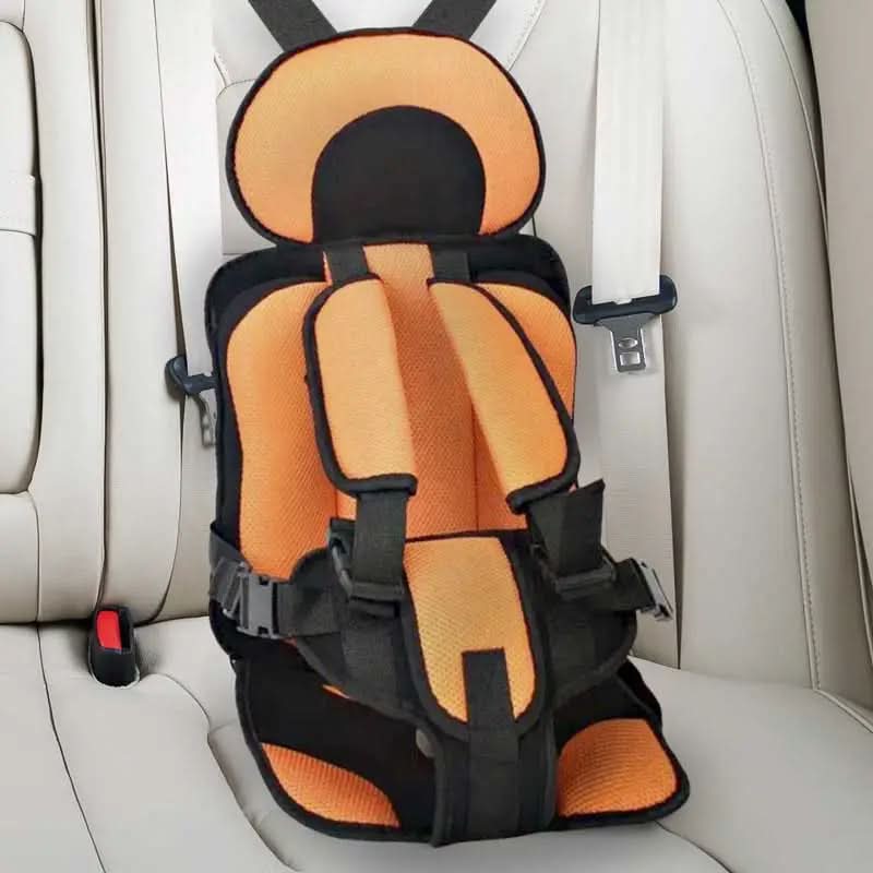 Tragbare Kinder-Sitzerhöhung für das Auto auf Reisen