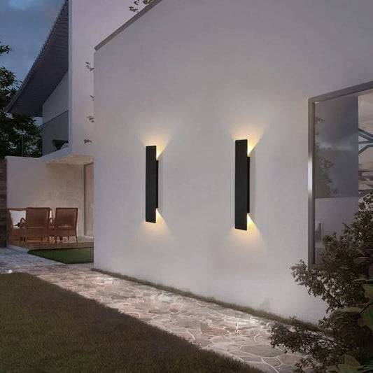 Wetterfeste LED-Aussenwandleuchte