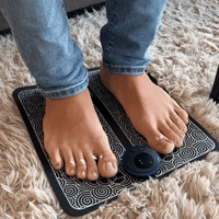 Innovatives NMES Fussmassagegerät zur Förderung der Durchblutung und des Lymphflusses