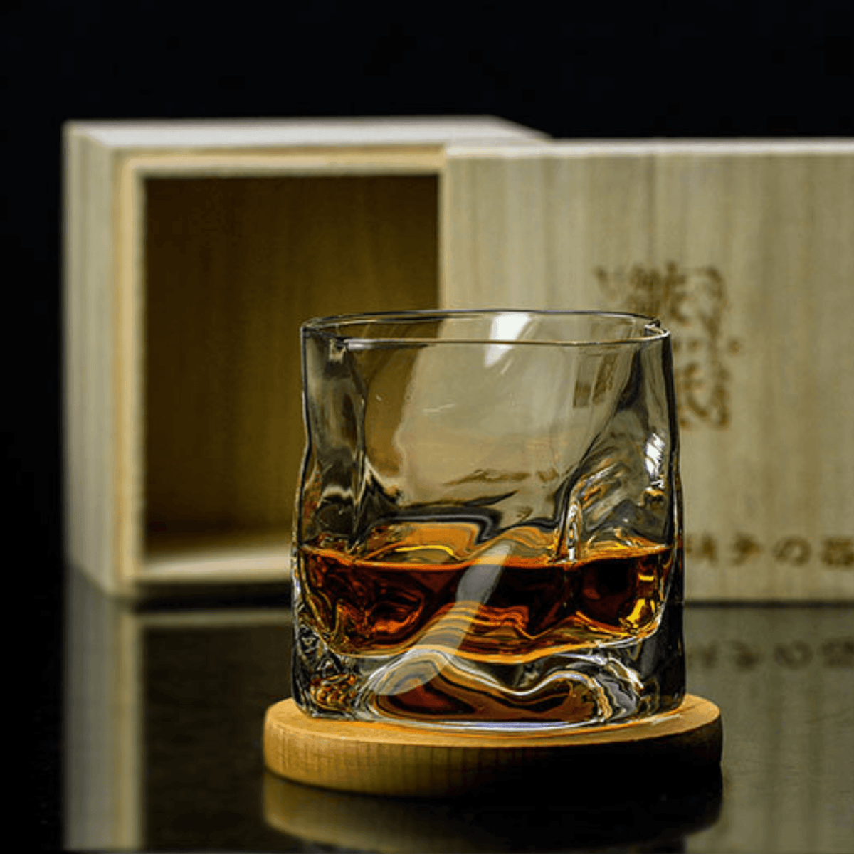 Japanisches Edo Kiriko zerknittertes Whiskyglas
