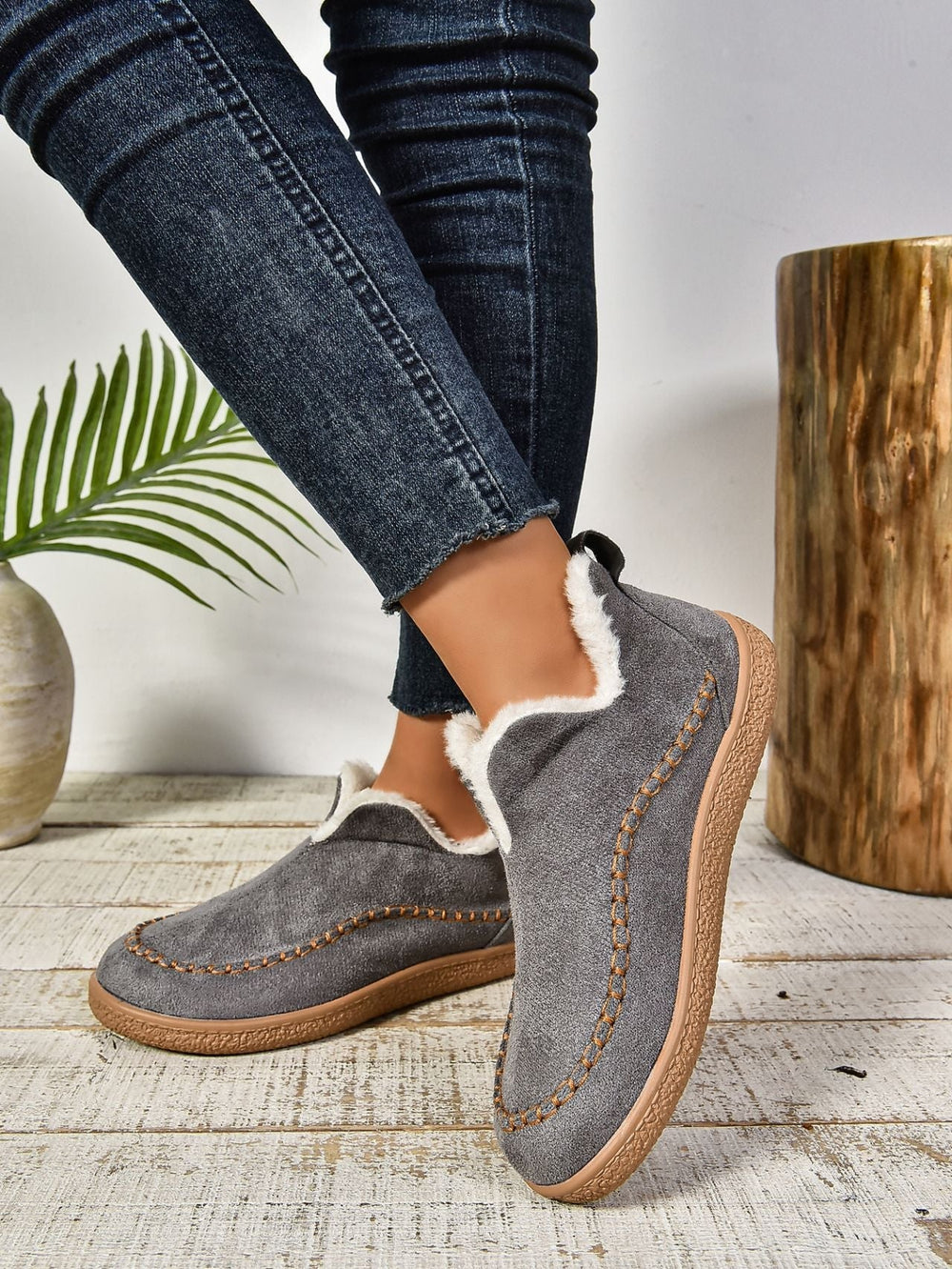 Bequeme Damen-Slipper-Hausschuhe mit warmem Futter