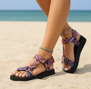 Bequeme, elegante orthopädische Sandalen