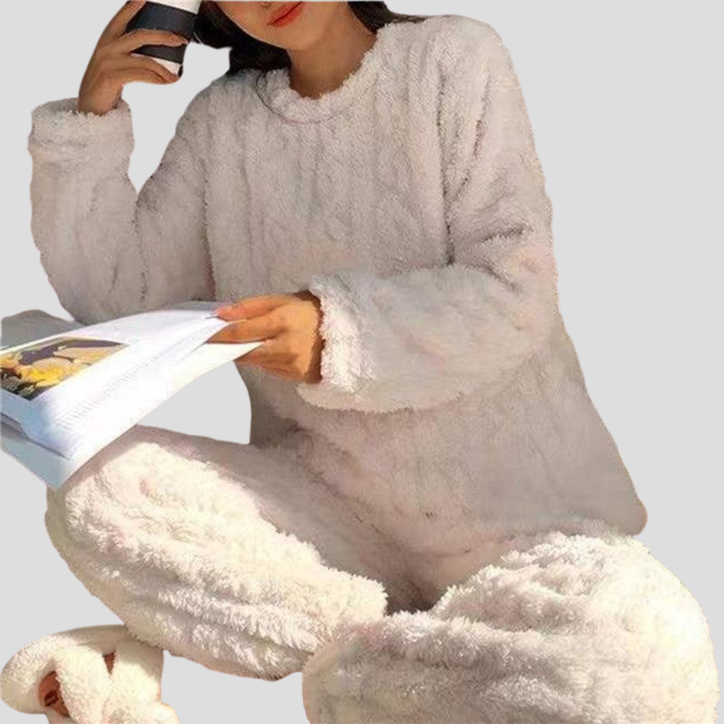 Bequemes Damen-Pyjama-Set aus Strick