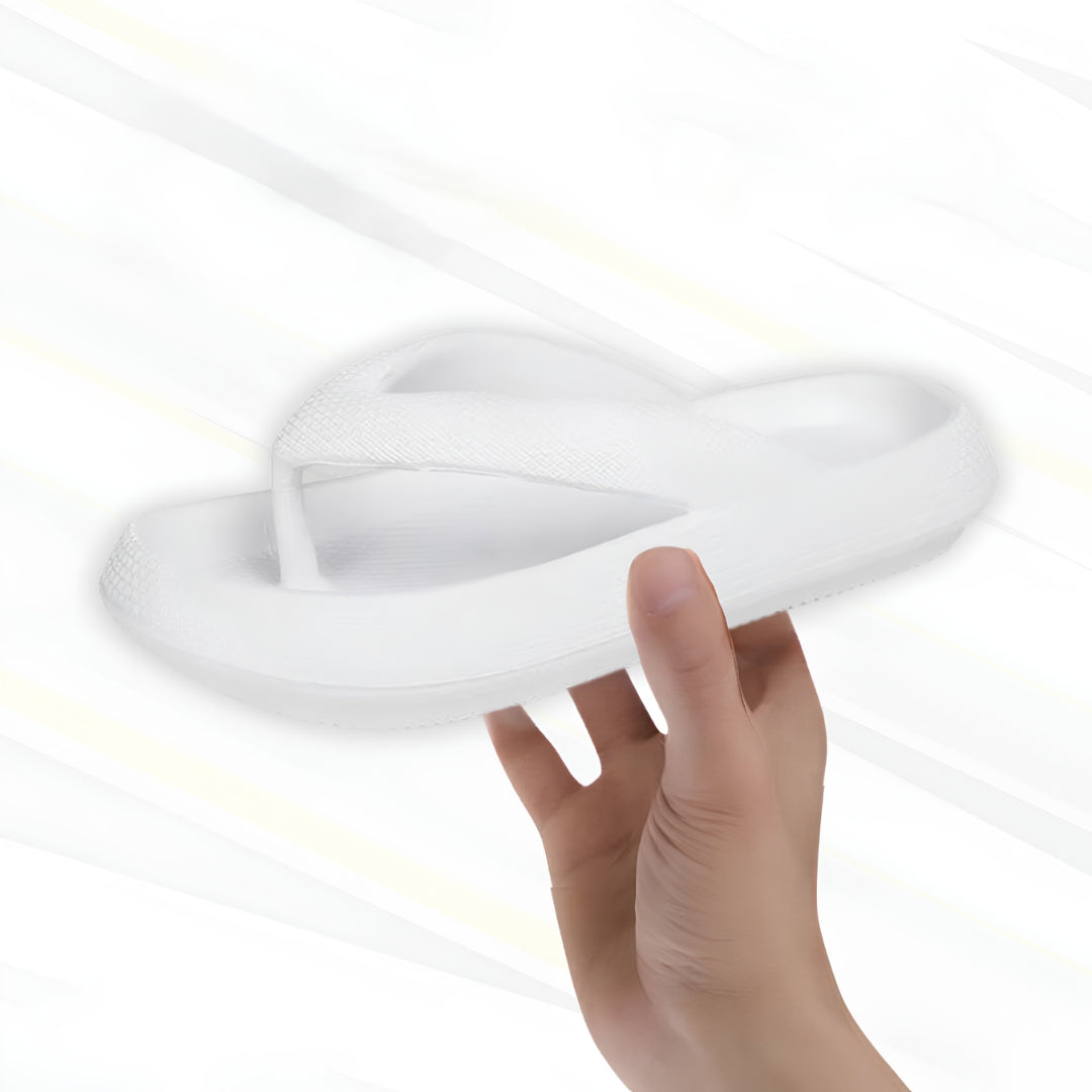 Bequeme Zehentrenner-Pantoletten mit weicher Sohle - Clouds