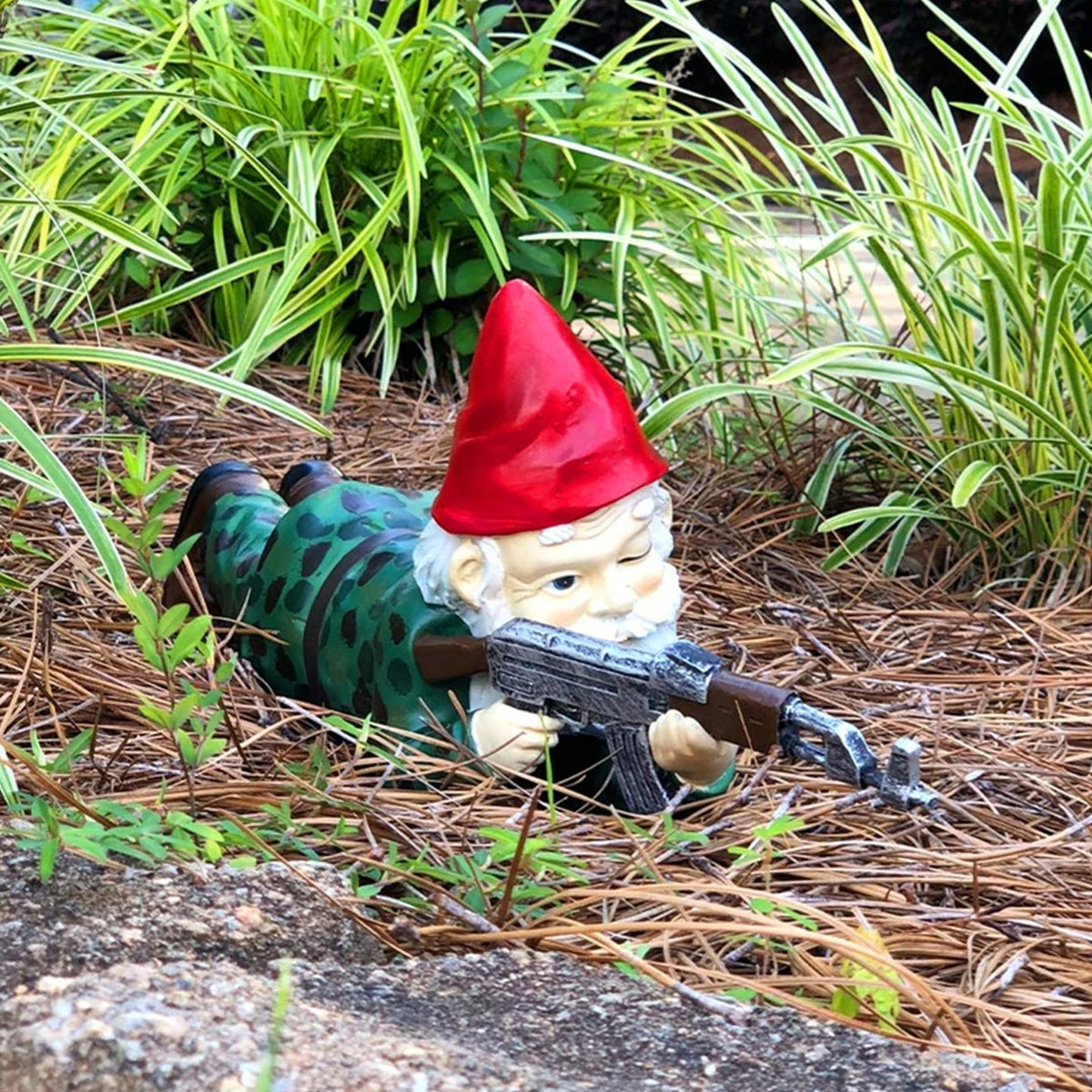 Gartenzwerge-Armee - Schütze deinen Garten mit Humor