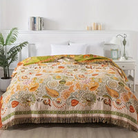 Wendbare Boho-Decke: Weicher Komfort mit Blumenmuster