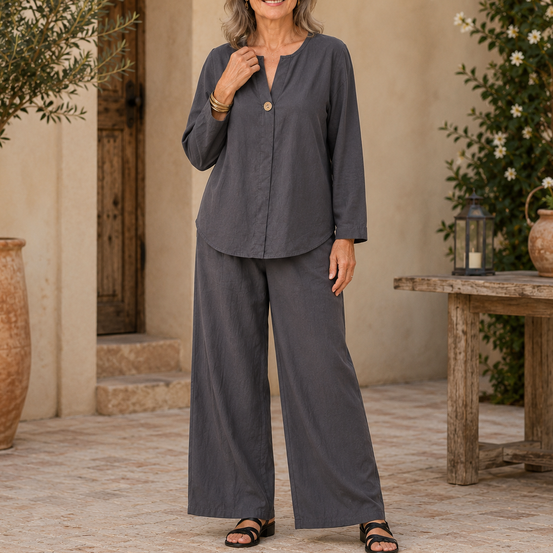 Zweiteiliges Set mit Hose mit weitem Bein und Hemd