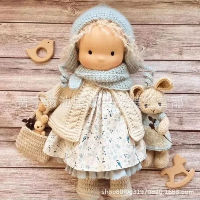 Handgefertigtes Baumwoll-Plüschpuppenspielzeug – Waldorf Emma