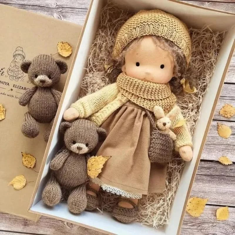 Handgefertigtes Baumwoll-Plüschpuppenspielzeug – Waldorf Emma