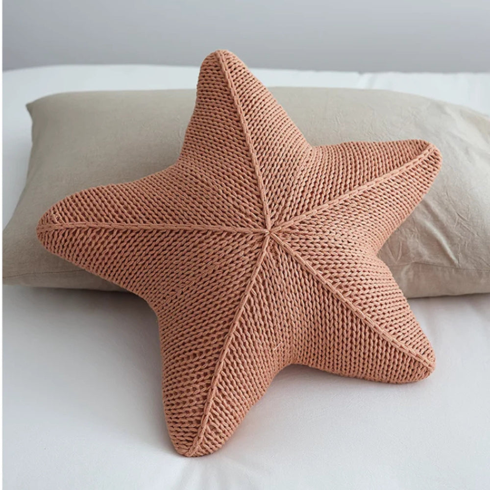 Handgestricktes Seestern-Kissen