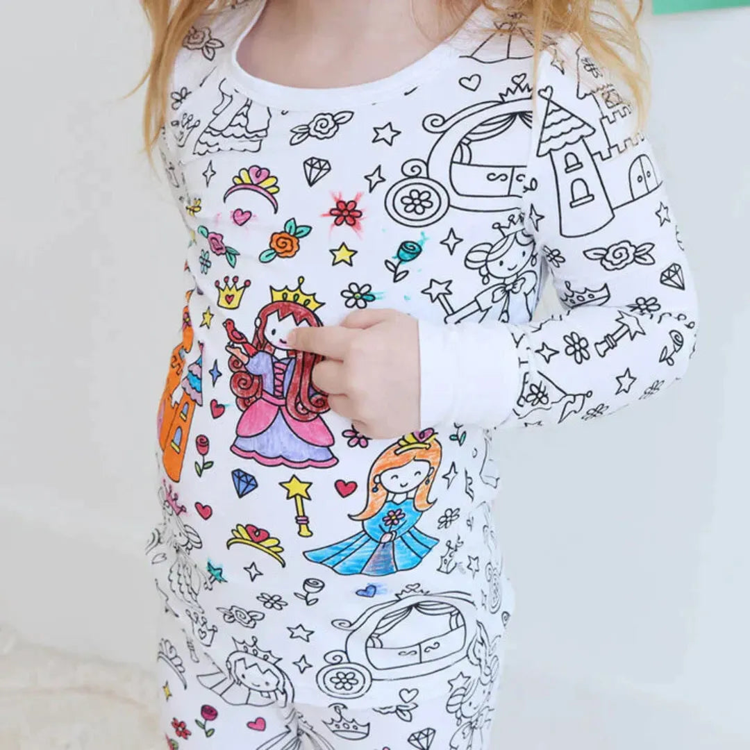 Ausmalbarer Pyjama - Kreativer Kinderpyjama zum Selberausmalen