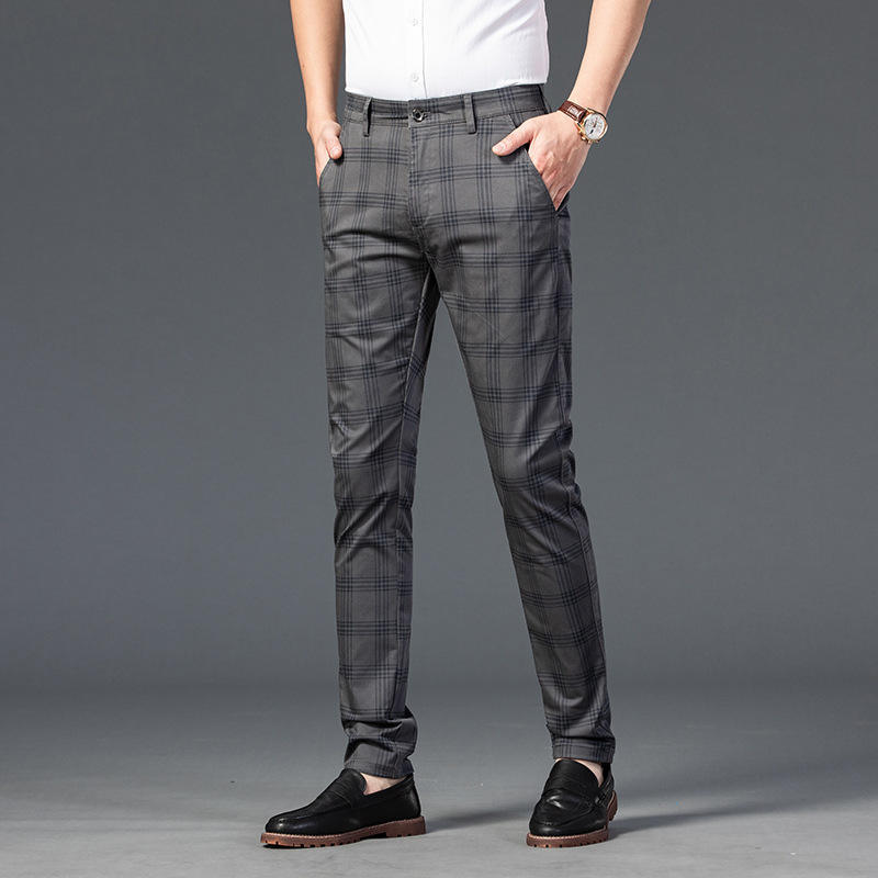 Karierte Slim Fit Herren-Chinohose