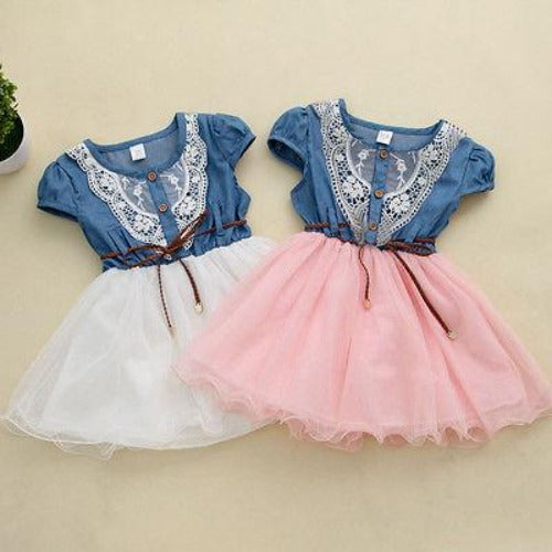 Kombiniertes Kleid mit besticktem Brustteil