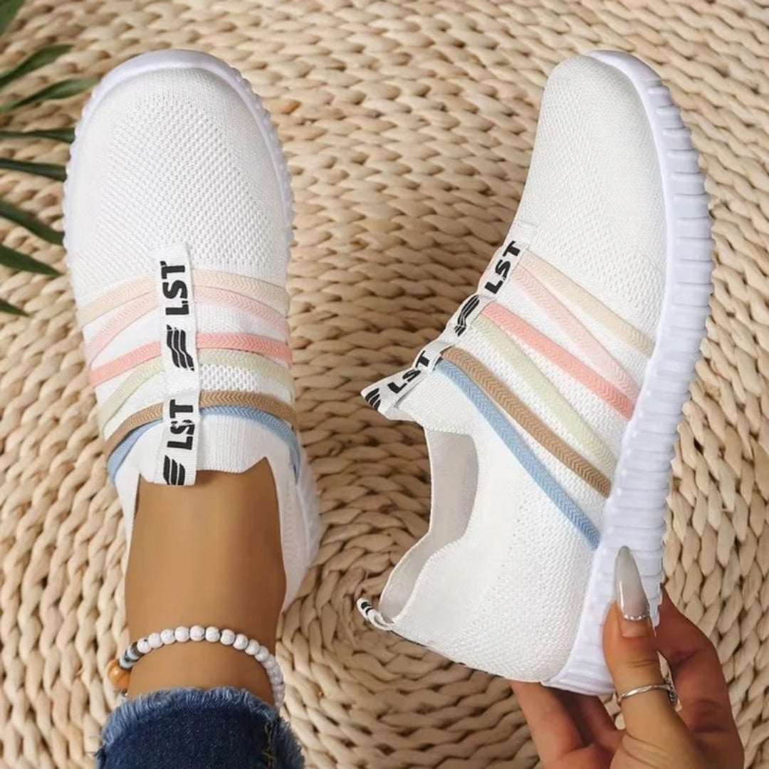 Leichter Slip-on-Sneaker mit gut belüftetem Design