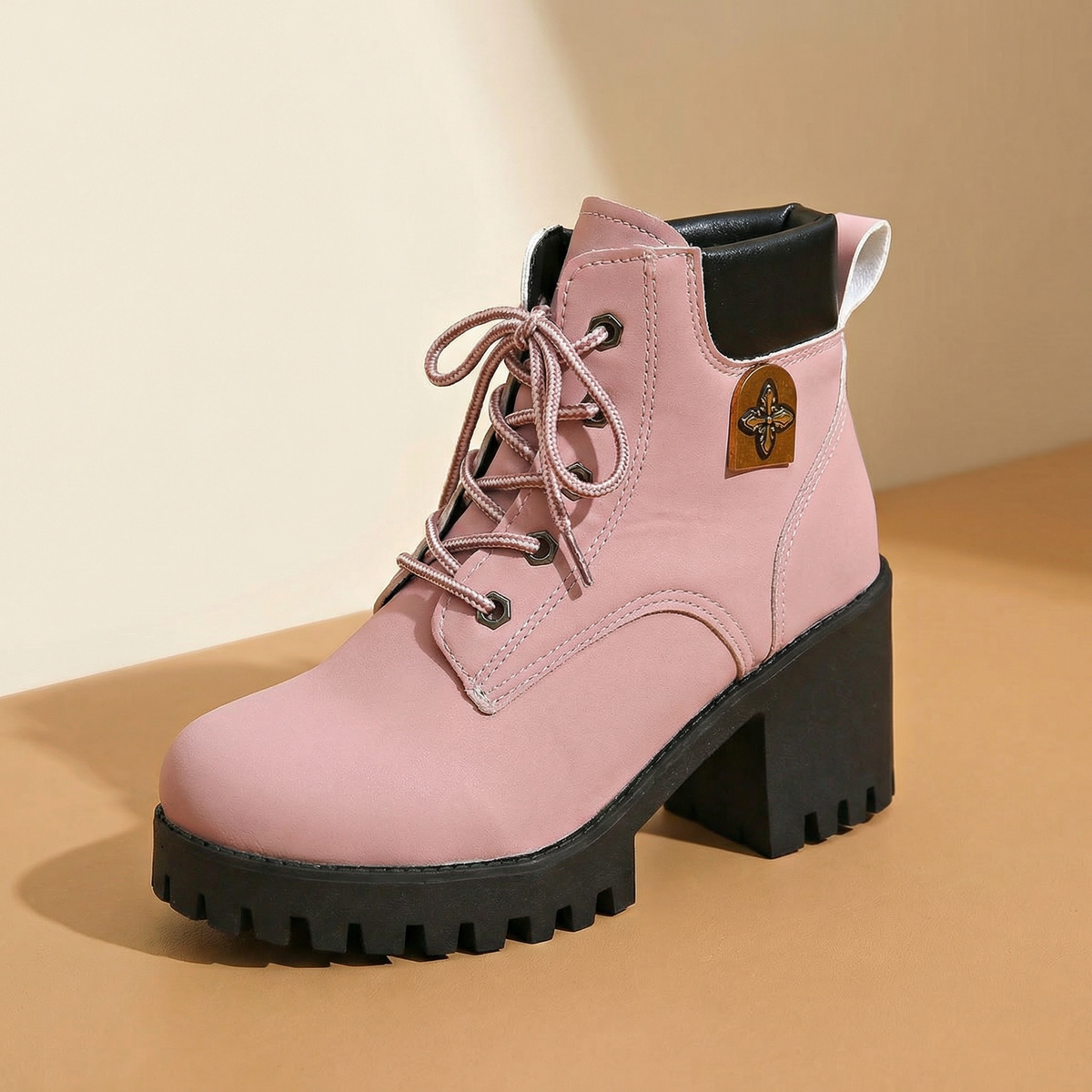 Leichte Plateau-Boots mit dicker Sohle