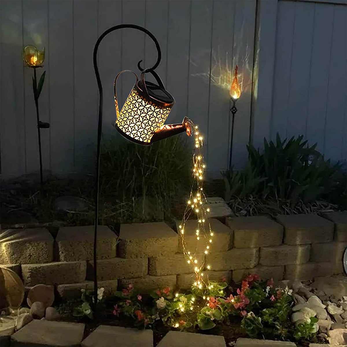 LED-Solar-Gartenleuchte und Wasserfall-Dekoration für den Aussenbereich, 80 cm