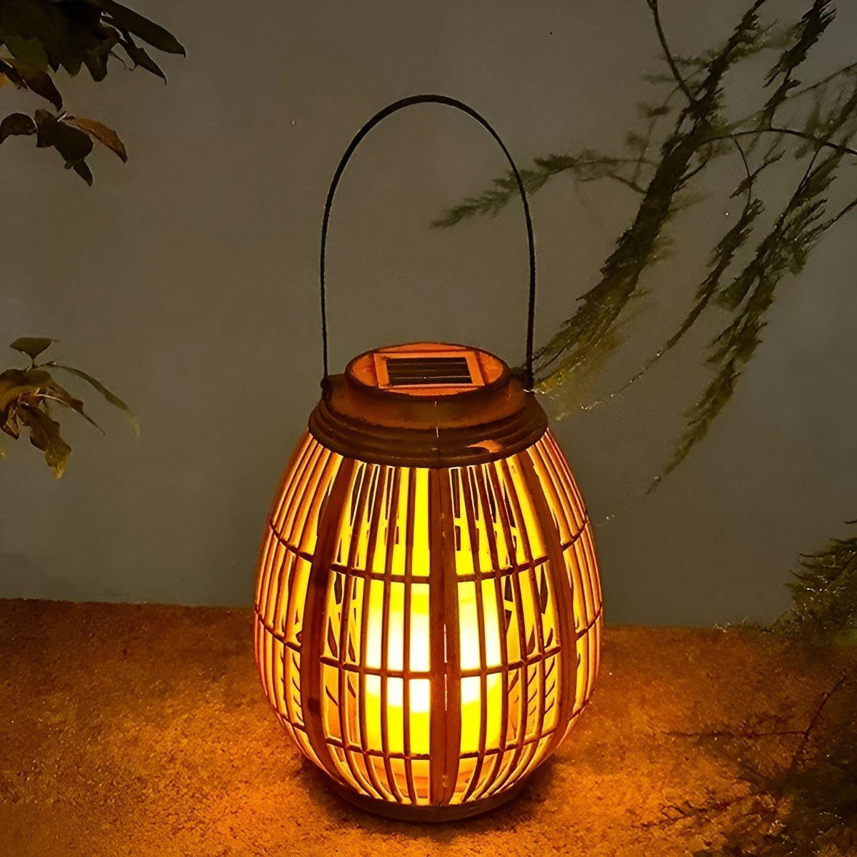 Outdoor-Rattan-Solargartenlampe mit automatischer Beleuchtung