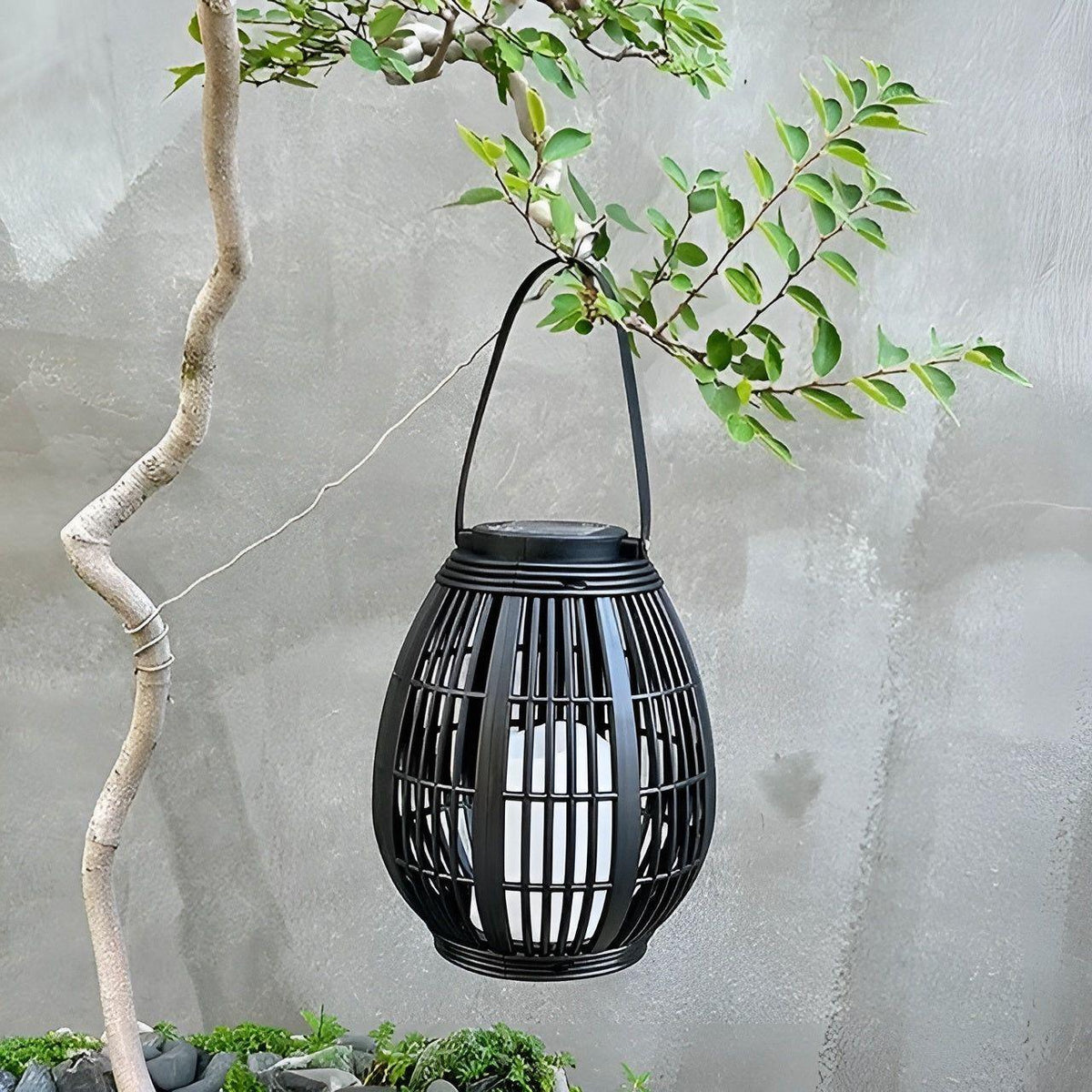 Outdoor-Rattan-Solargartenlampe mit automatischer Beleuchtung