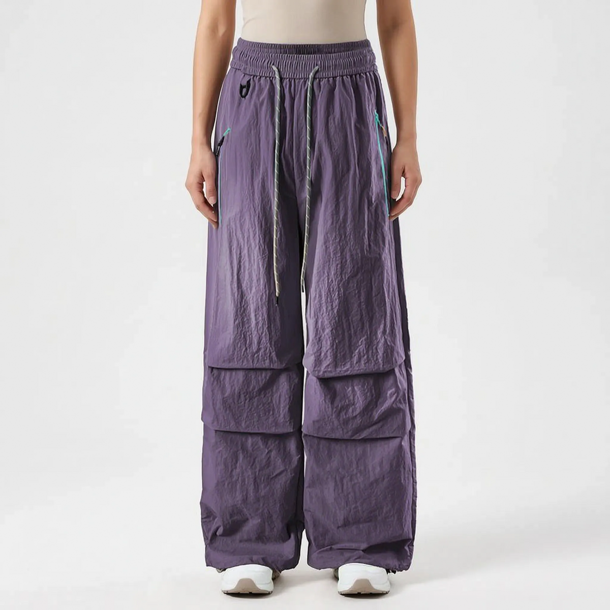 Locker geschnittene Wanderhose