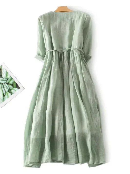 Luftiges Damen-Midikleid mit Rüschen und Taillenband zum Binden