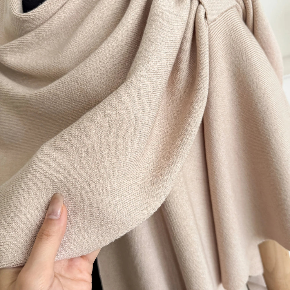 Leichter Poncho-Schal