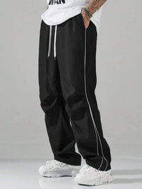 Locker geschnittene Herren-Trainerhose
