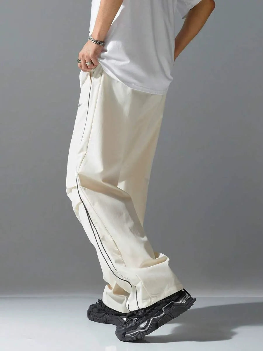 Locker geschnittene Herren-Trainerhose