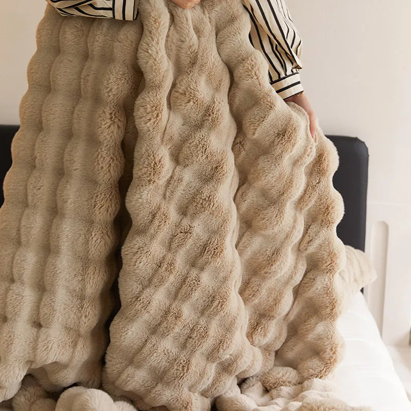 Warme Eleganz für Ihr Sofa