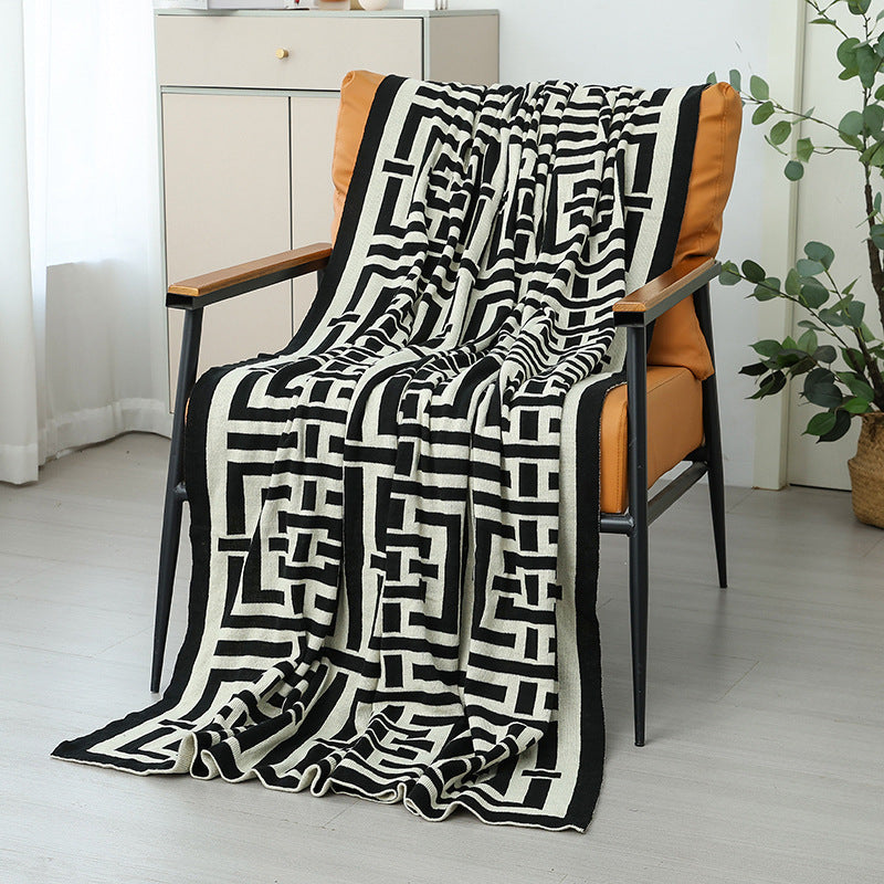 Warme Damen-Dekodecke mit modernem geometrischem Muster